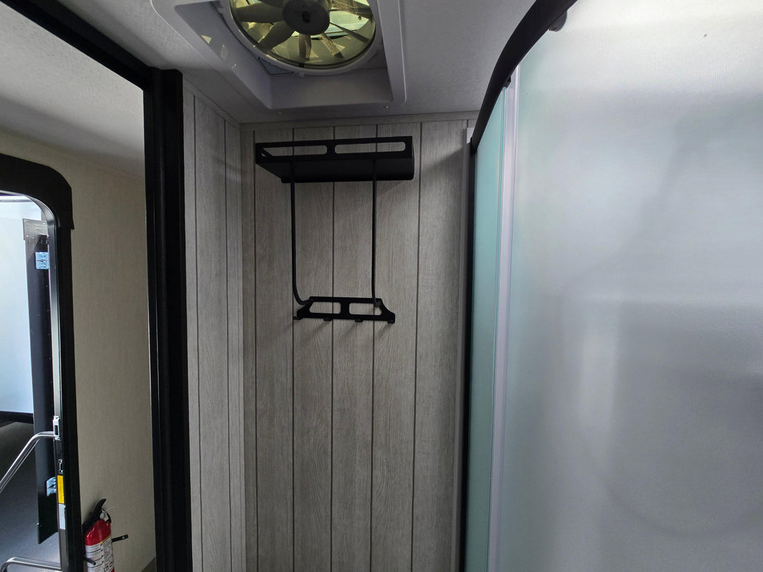 Alpha Wolf - 26RL 9.3m rear lounge 4 berth - Select Caravans Limited