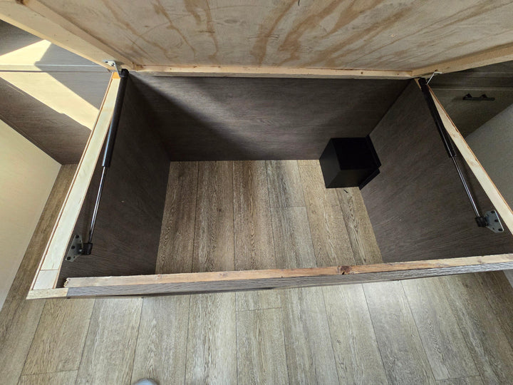 Alpha Wolf - 26RL 9.3m rear lounge 4 berth - Select Caravans Limited