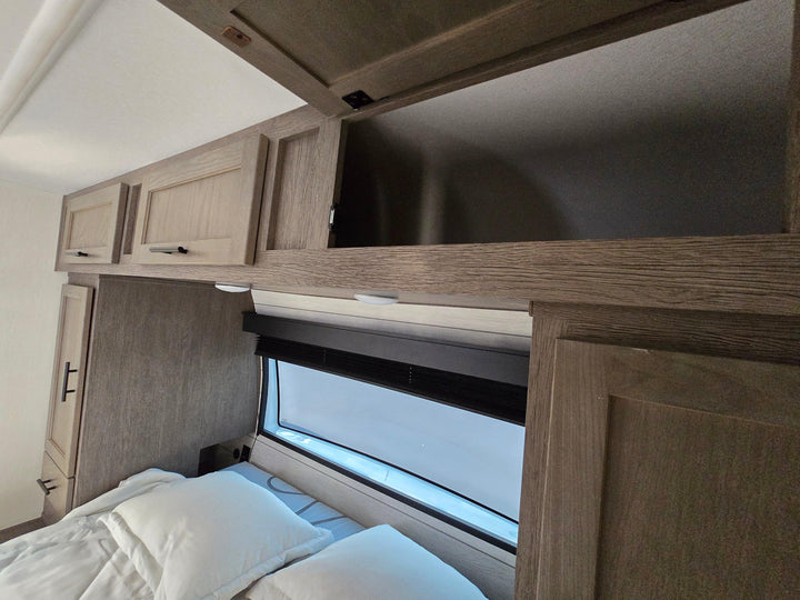 Alpha Wolf - 26RL 9.3m rear lounge 4 berth - Select Caravans Limited