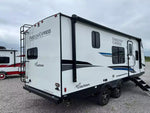 Freedom Express - 22MLS, Rear Bath, 7.0m, 4 berth - Select Caravans Limited