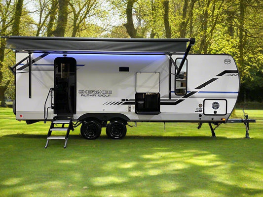 Alpha Wolf - 22SW 7.2m 2 berth - Select Caravans Limited