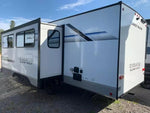 Alpha Wolf - 25RB - Select Caravans Limited