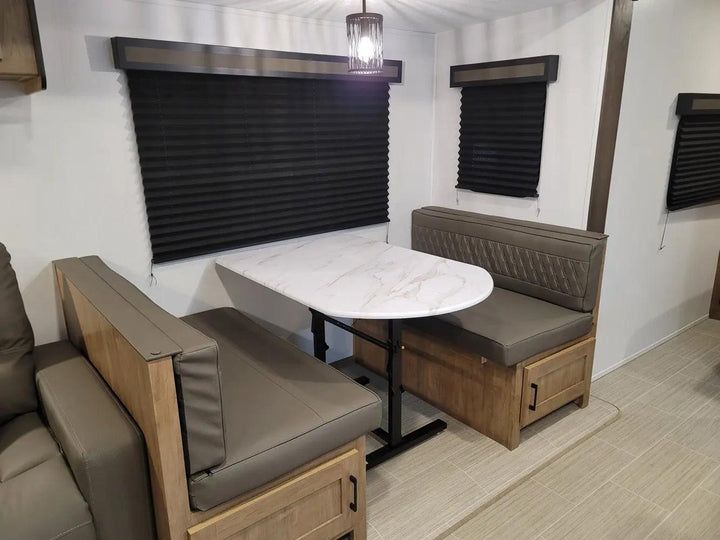 Freedom Express - 288BHDS, 5+ berth - Select Caravans Limited