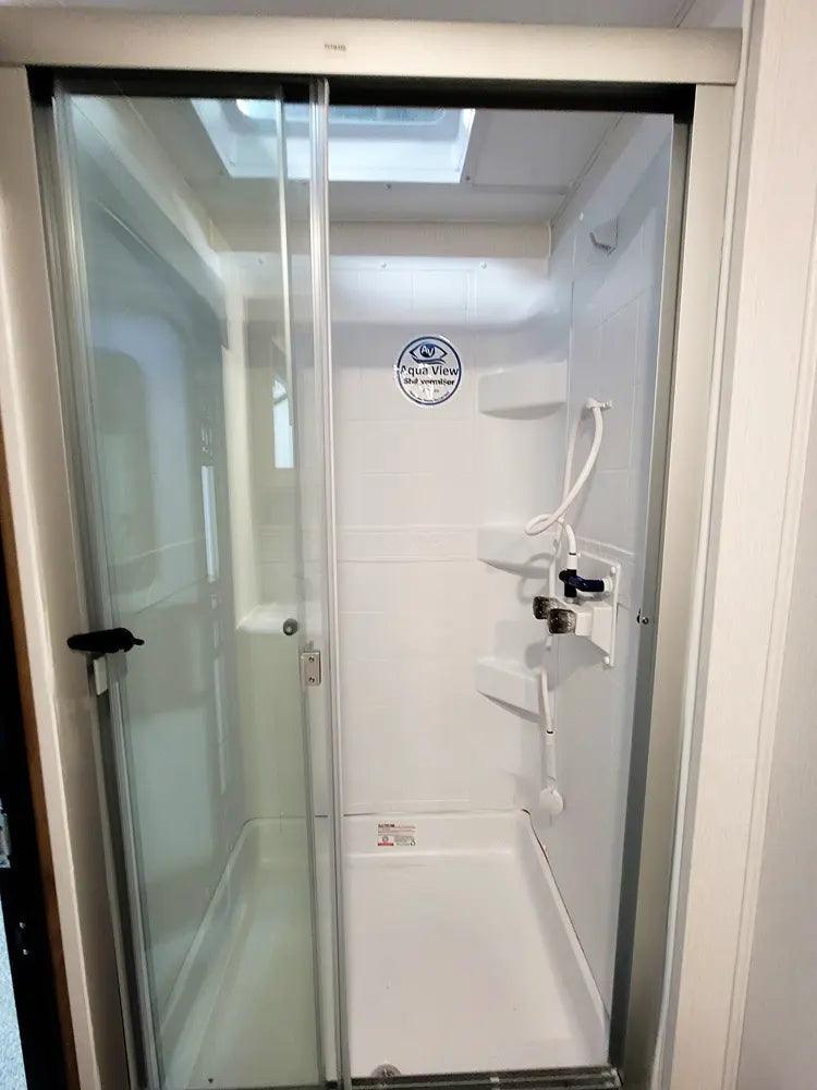 Freedom Express - 288BHDS, 5+ berth - Select Caravans Limited