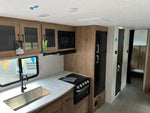 Freedom Express - 29SE, 8.9m, Quad bunks, 7+ berth - Select Caravans Limited