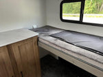 Freedom Express - 29SE, 8.9m, Quad bunks, 7+ berth - Select Caravans Limited
