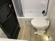 Alpha Wolf - 26DBH, 8.6m, bunks, 6+ berth
