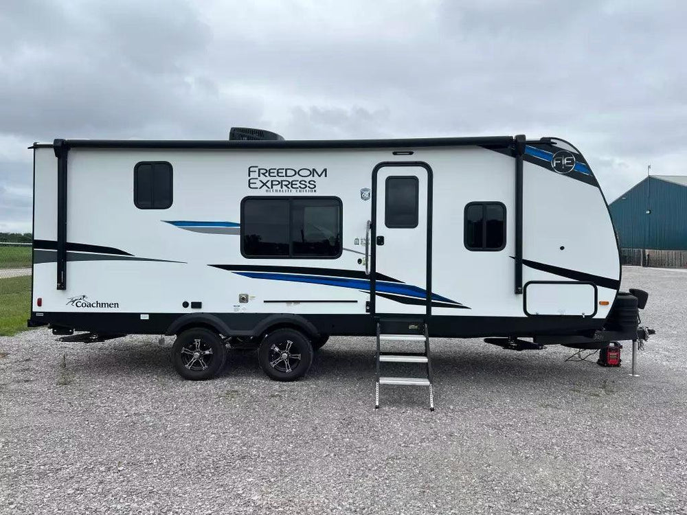 Freedom Express - 22MLS, Rear Bath, 7.0m, 4 berth - Select Caravans Limited