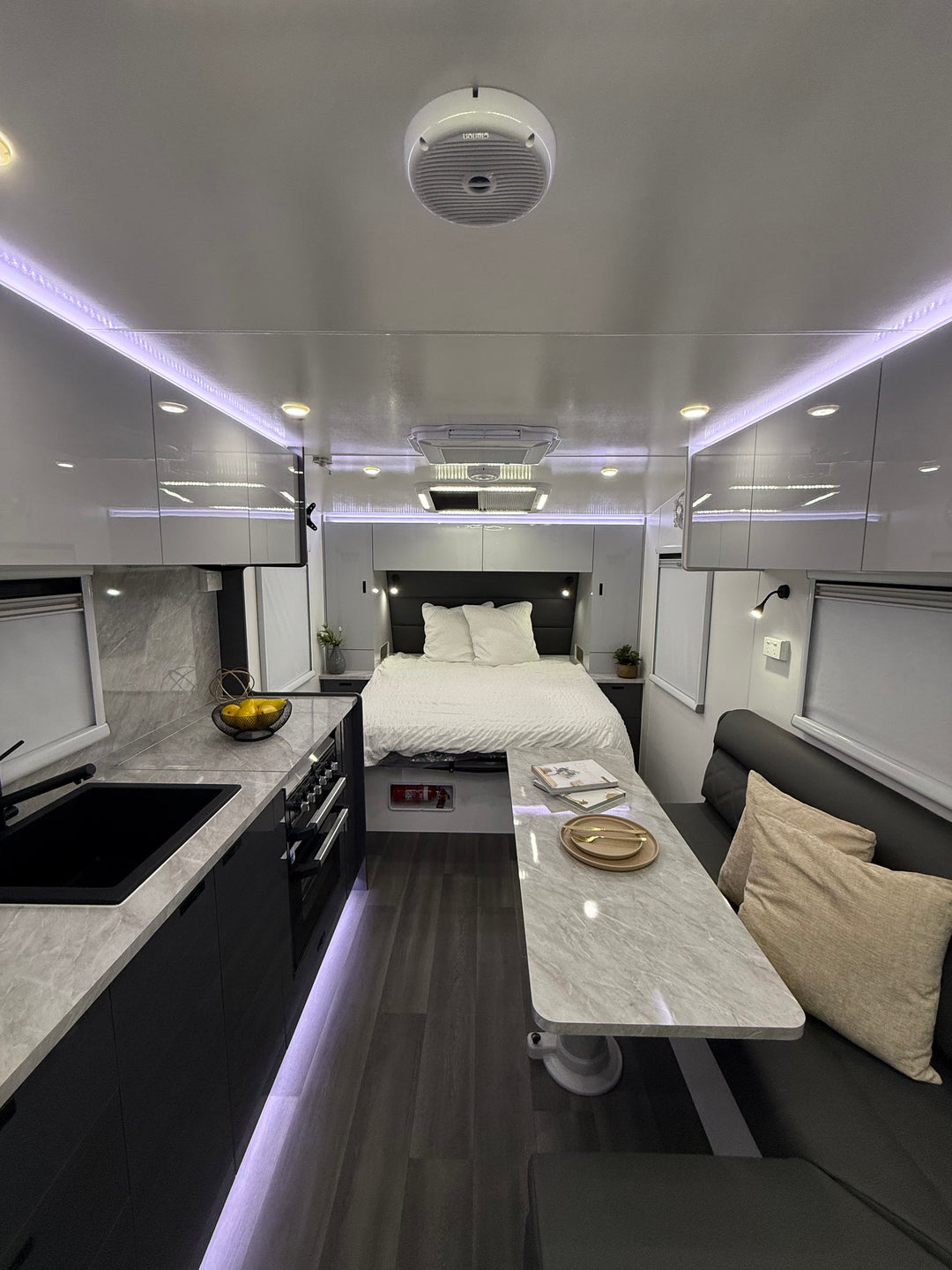 Villa - Escape Off-Road 19’6