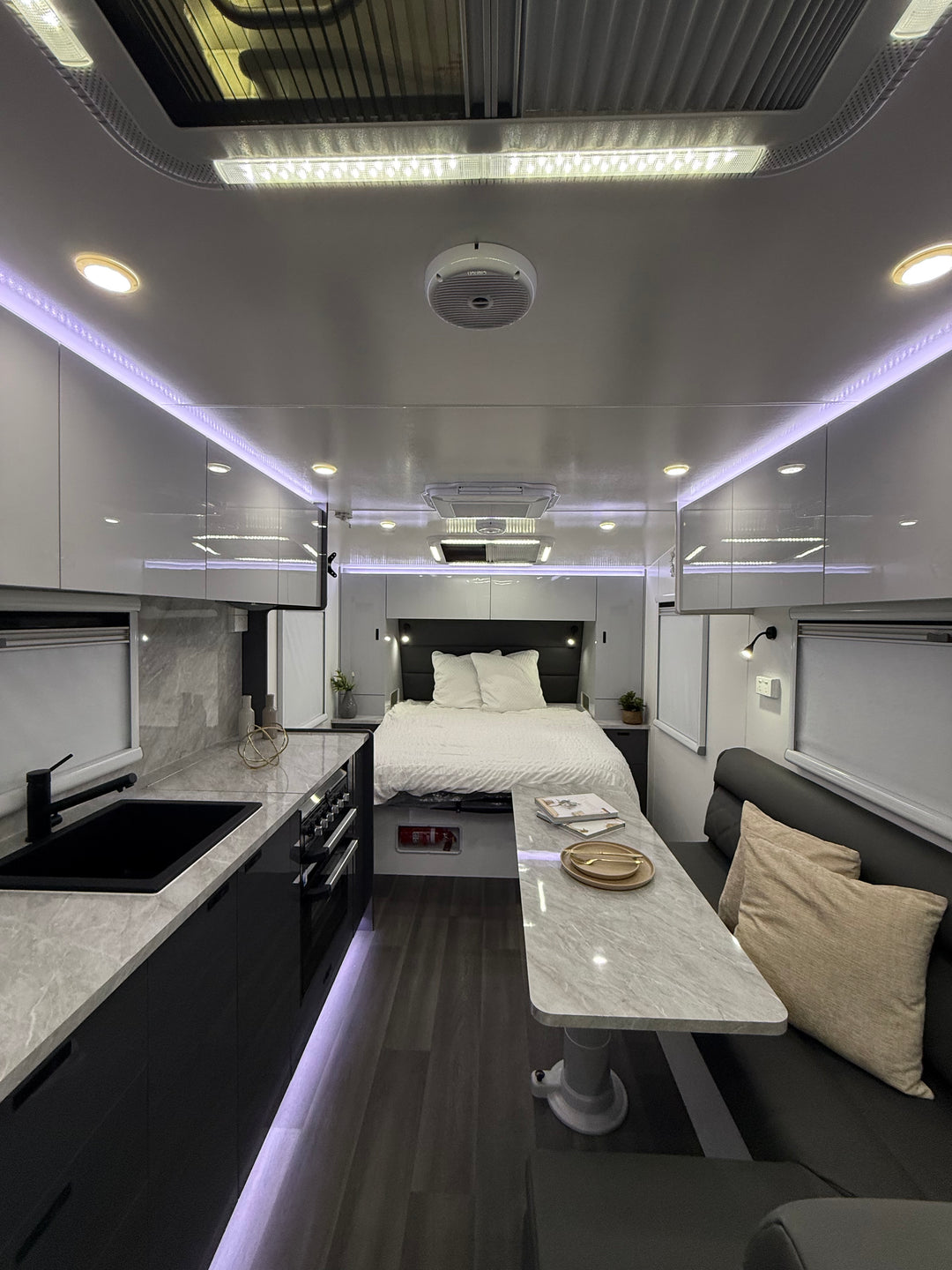 Villa - Escape Off-Road 19’6