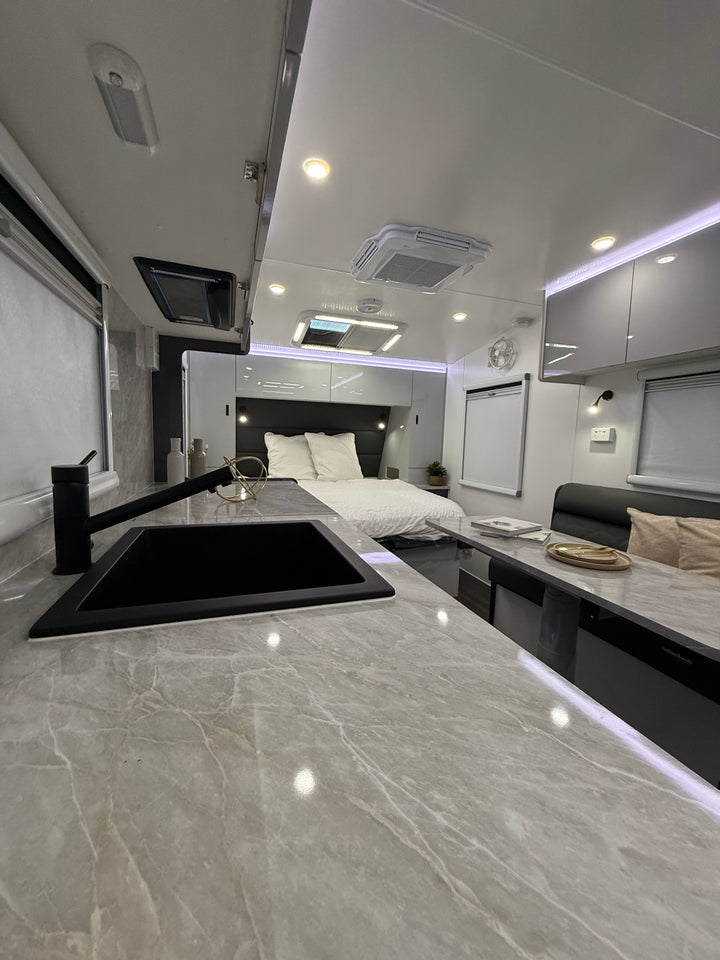 Villa - Escape Off-Road 19’6