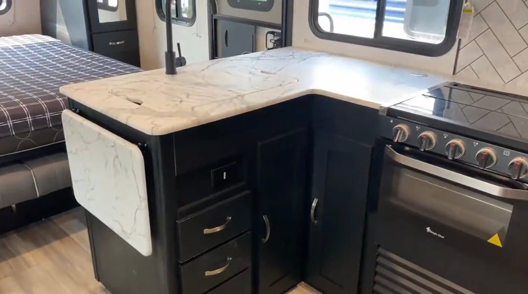 2023 Freedom Express - 238BHS (Sale on Behalf)