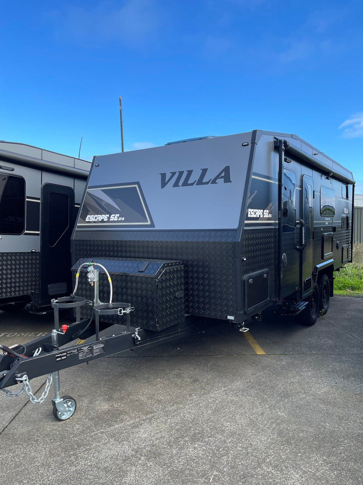 Villa Escape SE Family exterior – 6.6m off-road bunkhouse caravan for sale NZ – Select Caravans Henderson, Auckland