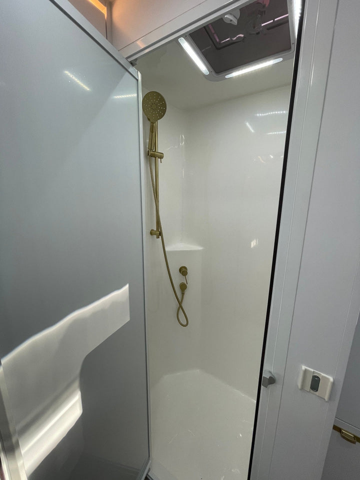 Villa Escape SE Family – Family Bunkhouse Caravan for Sale NZ | 6.6m Off-Road - Caravan