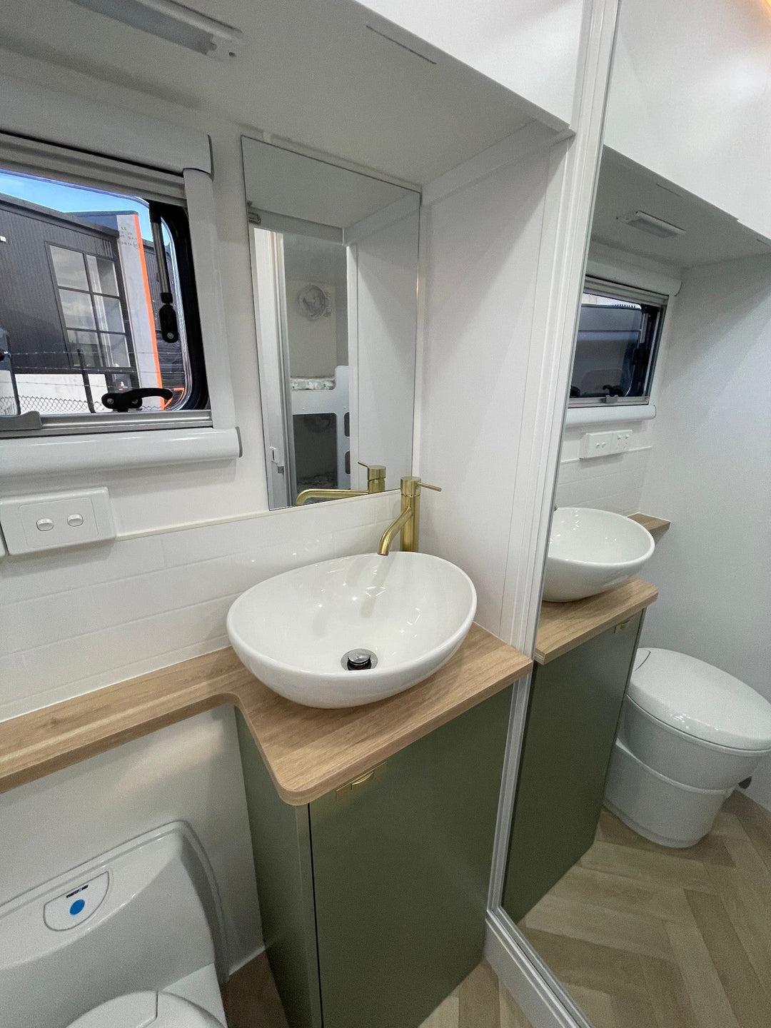 Villa Escape SE Family – Family Bunkhouse Caravan for Sale NZ | 6.6m Off-Road - Caravan