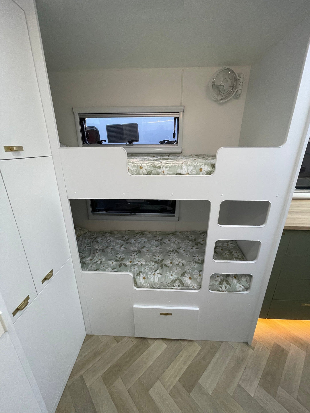 Villa Escape SE Family – Family Bunkhouse Caravan for Sale NZ | 6.6m Off-Road - Caravan