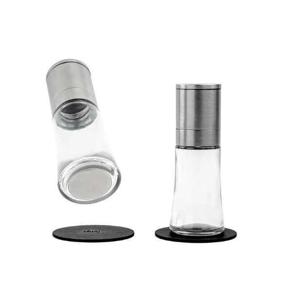 Silwy magnetic glass spice mills with two black Nano Gel pads