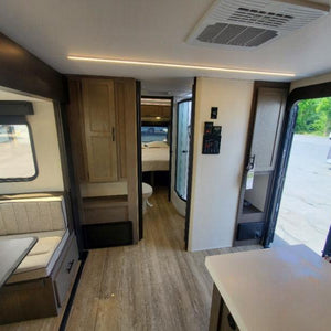 Alpha Wolf - 33BH 10.2m 2 private bedrooms 7 + berth