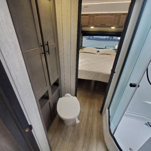 Alpha Wolf - 33BH 10.2m 2 private bedrooms 7 + berth