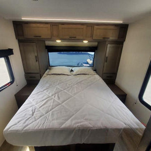 Alpha Wolf - 33BH 10.2m 2 private bedrooms 7 + berth