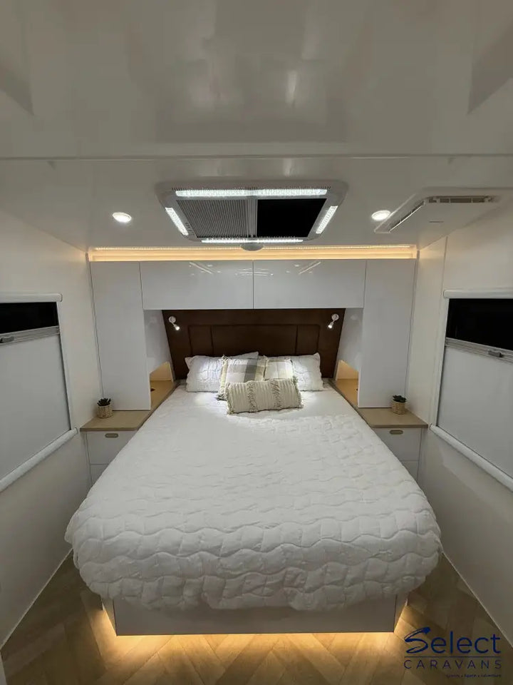 Villa - Escape Luxury Off-Road 19’6 MAX Tig Welded Aluminium / Painted / Sandwich Panel Caravan