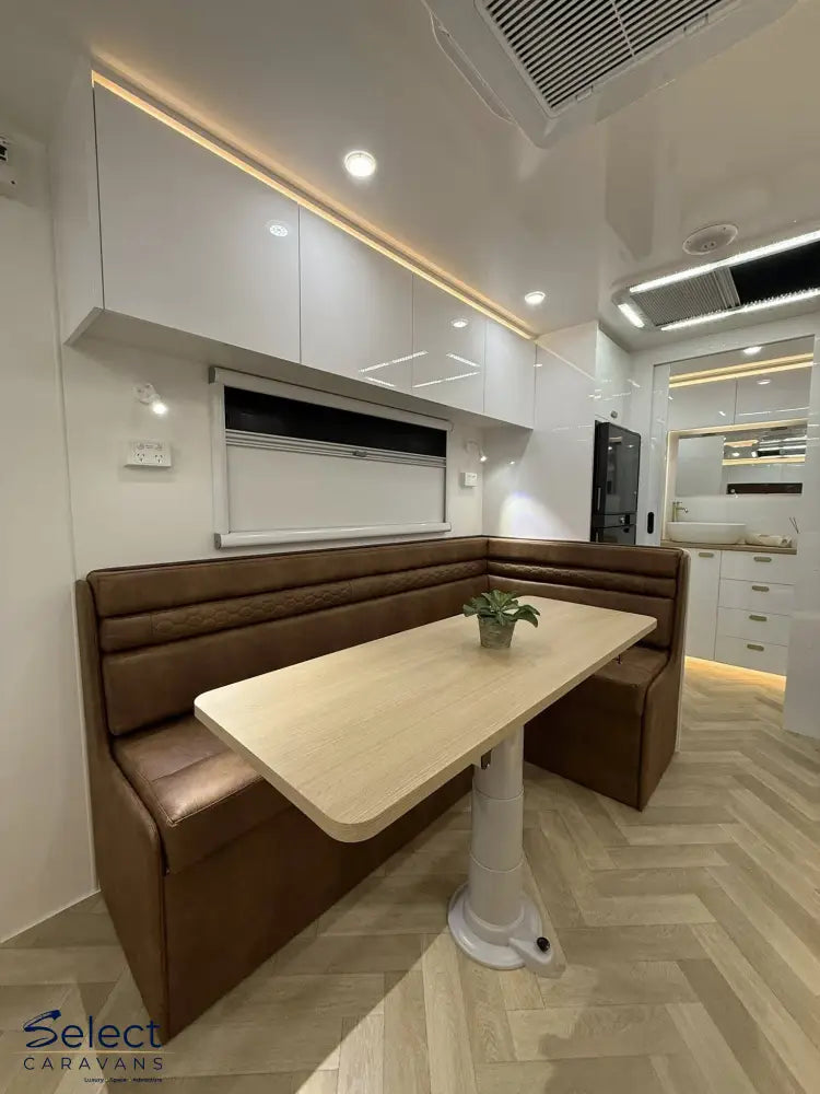 Villa - Escape Summit Off-Road 19’6