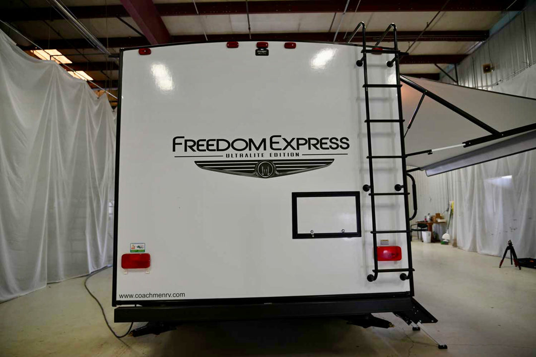 Freedom Express - 192RBS 5.6m 2 Berth.