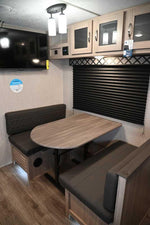 Freedom Express - 247SE 7.4m 3+ berth - Select Caravans Limited